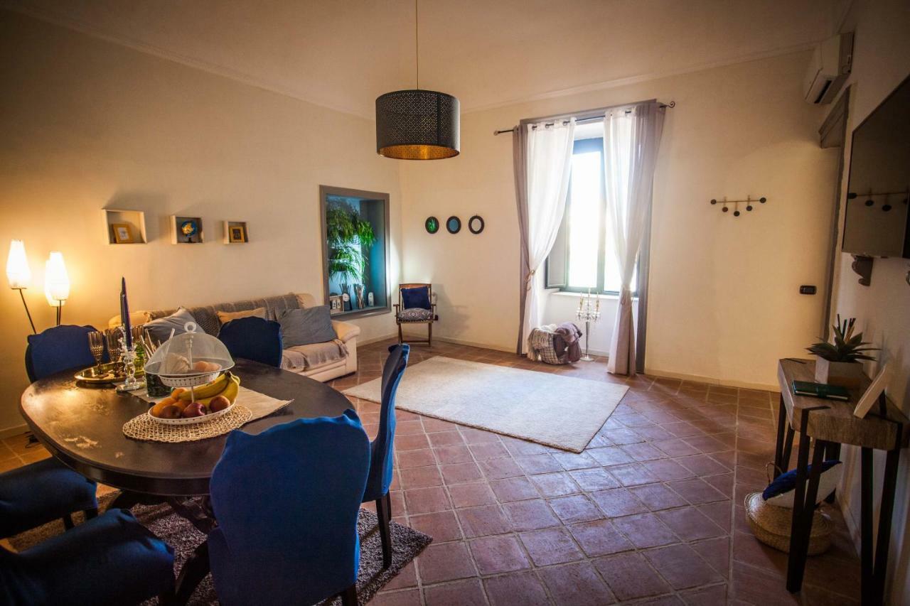 Suite Re Riccardo Caserta Exterior foto